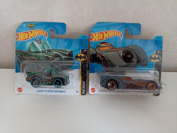 Lot 2 hotwheels batman - photo numéro 1