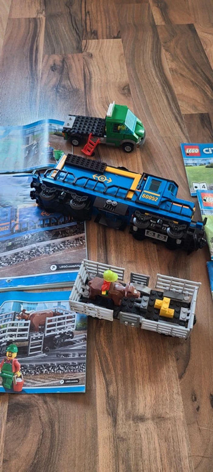 Lego 60052 Train de marchandises - photo numéro 3