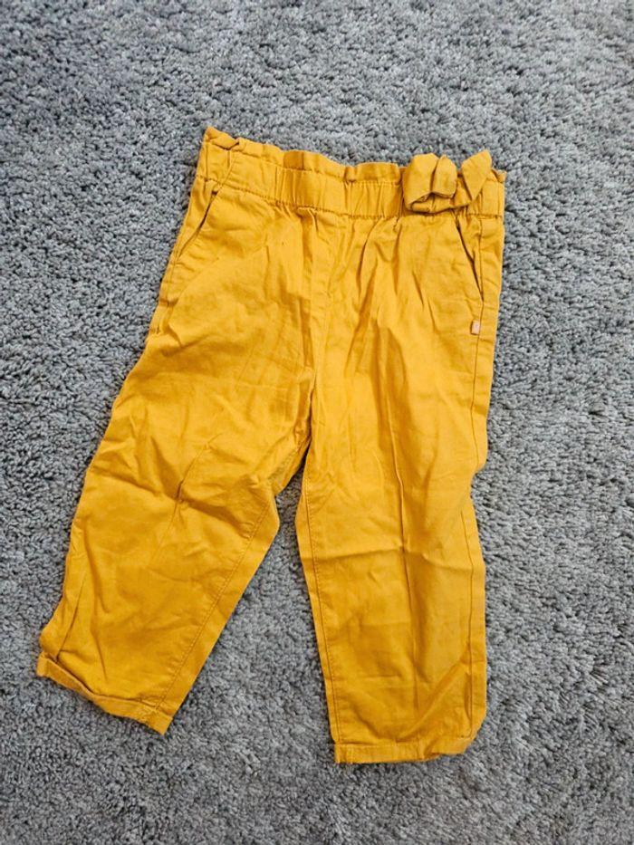 Pantalon fille  jaune Obaibi 23 mois - photo numéro 1