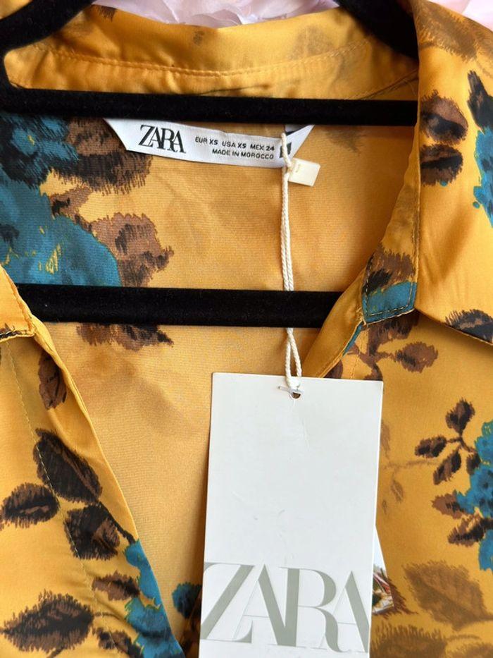 Chemise taille XS oversize fluide jaune-orange à motifs fleuris, zara neuve - photo numéro 2