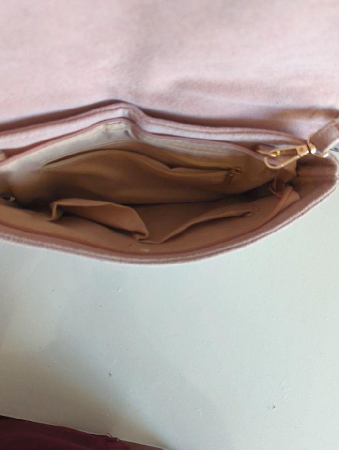 pochette daim brodée vieux rose - photo numéro 4