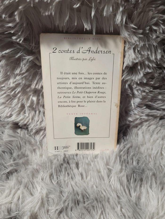 Livre "Le vilain petit canard" - photo numéro 2