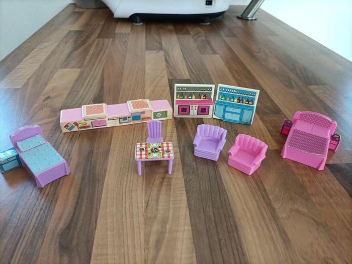 Lot petits meubles Polly pocket - photo numéro 1