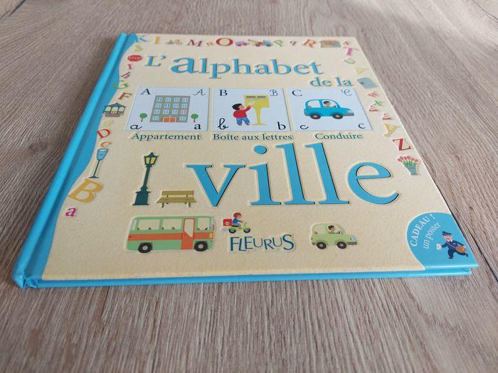 Livre "L'alphabet de la ville" Fleurus - photo numéro 5