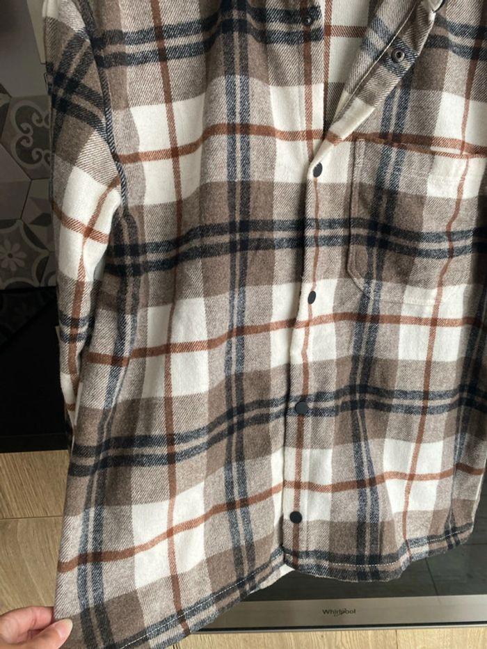 Chemise épaisse neuve Bershka taille S - photo numéro 4