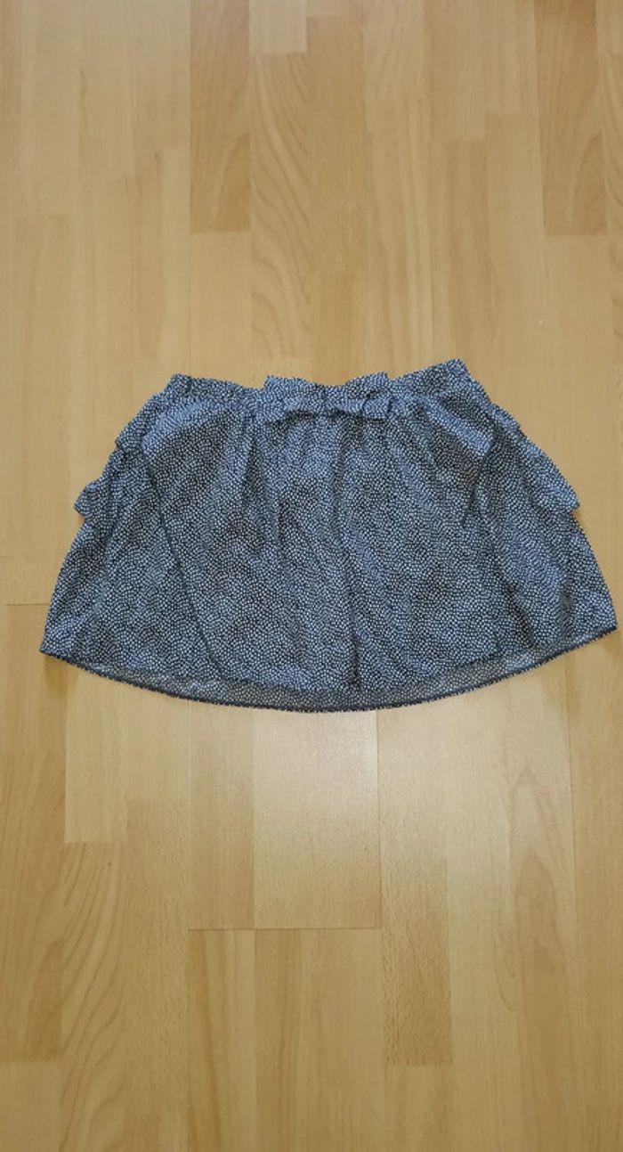 Jupe short 3 pommes 11-12 ans neuve - photo numéro 1