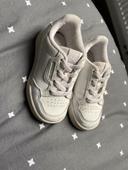 Baskets Adidas fille pointure 23