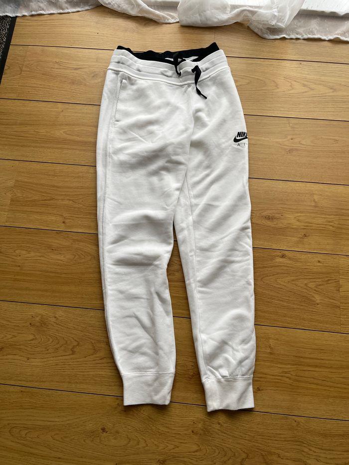 Pantalon de jogging Nike taille S femme - photo numéro 1