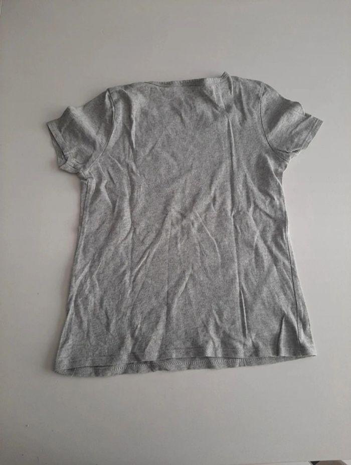 T-shirt Decathlon gris taille 7 ans / 122 cm - photo numéro 2