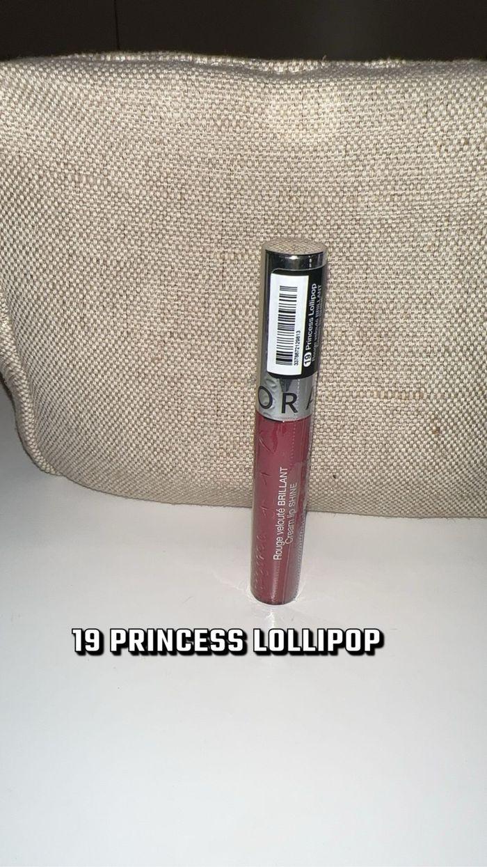 Rouge à lèvre lipstick sephora Teinte 19 princess lollipop