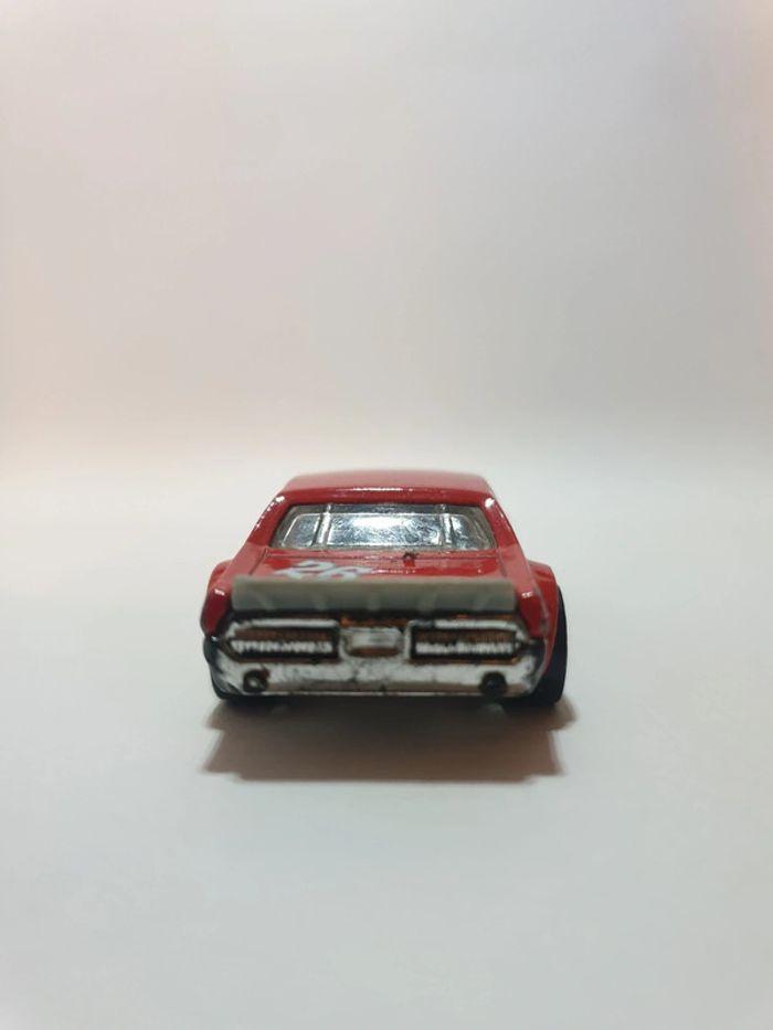 Hot Wheels 68 Mercury Cougar Rouge, 2013 - photo numéro 8