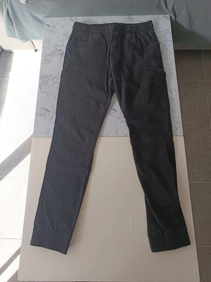 Pantalon cargo Taille M - photo numéro 1