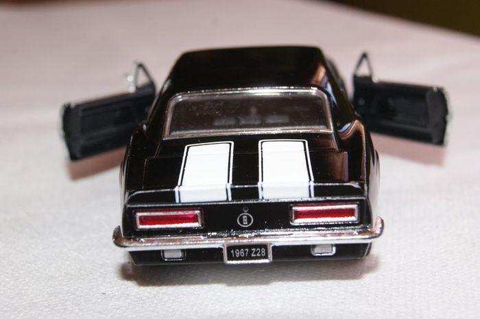 Voiture miniature Chevrolet Camaro - photo numéro 4