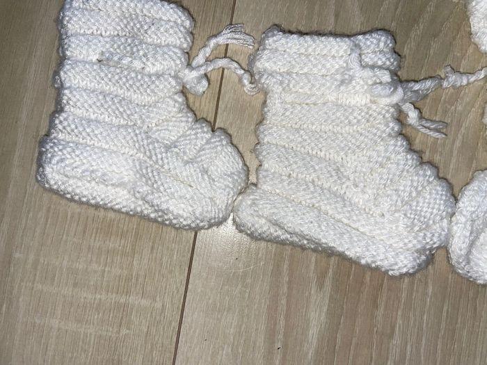 Lot de 4 paires de chaussons en laine naissance et 3 mois - photo numéro 3