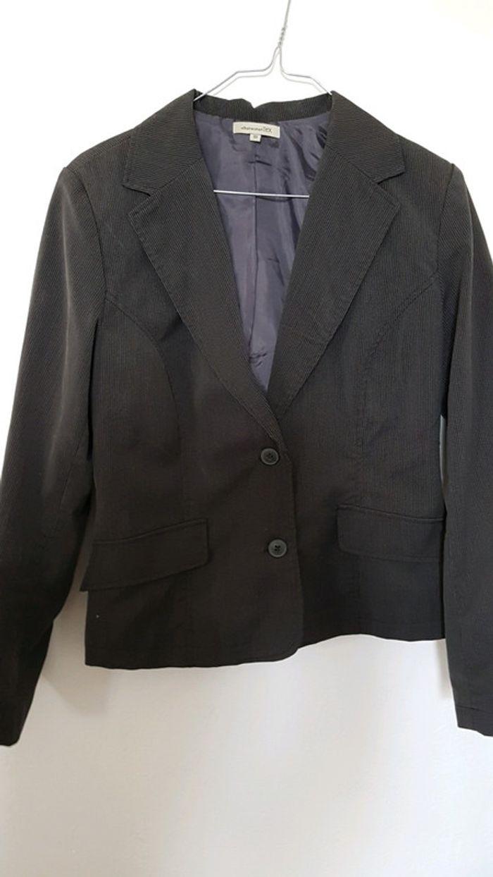 Veste tailleur - photo numéro 1