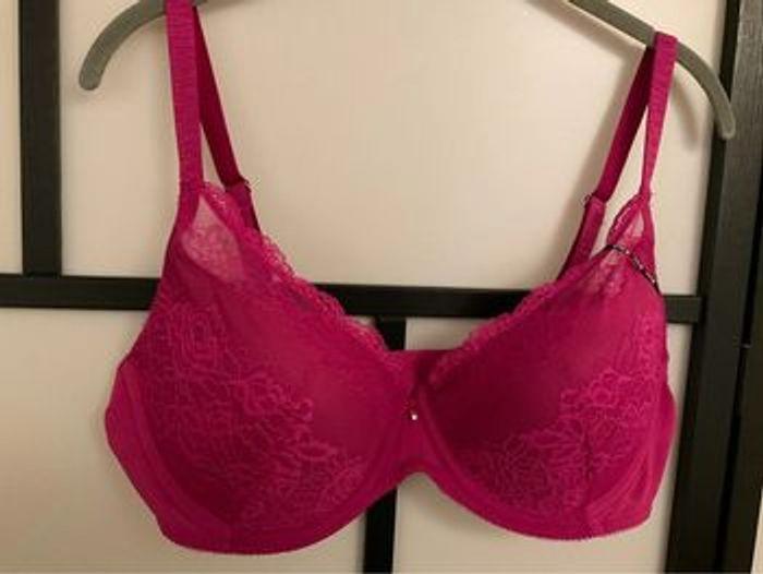 Soutien-gorge fuchsia Wacoal neuf - photo numéro 9