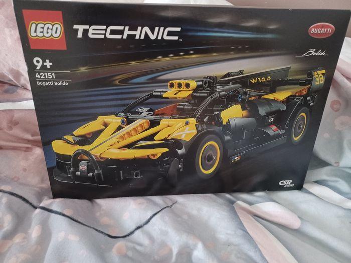 Lego voiture buggati 42151 - photo numéro 1