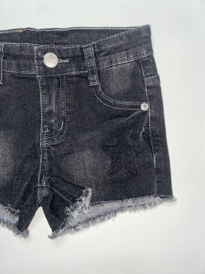 Short en jean 4 ans - photo numéro 2