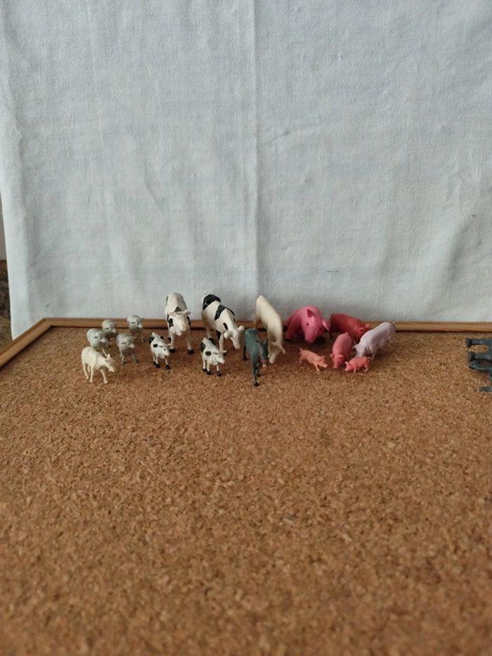 34 figurines animaux - photo numéro 3