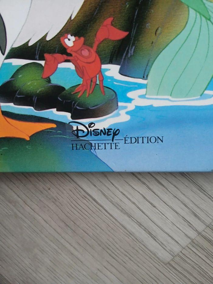 Livre Disney : La petite sirène - photo numéro 2