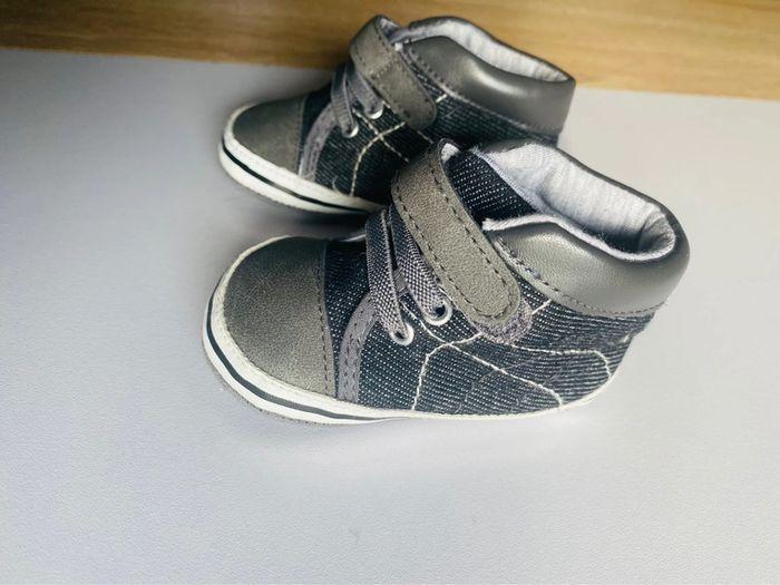 Chaussure bébé - photo numéro 4