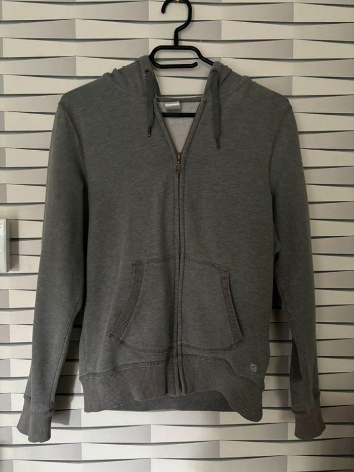 gilet sweat gris - photo numéro 1