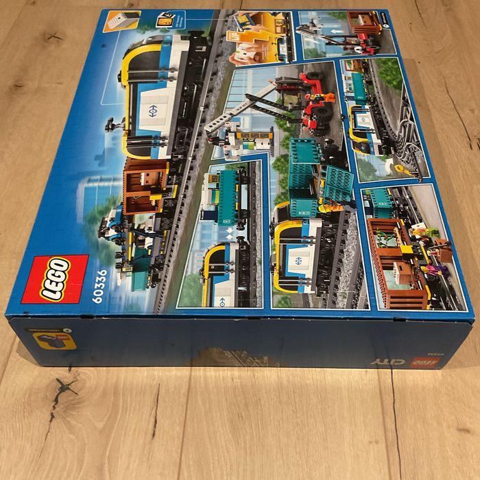 Lego City 60336 Le train de marchandises - photo numéro 4