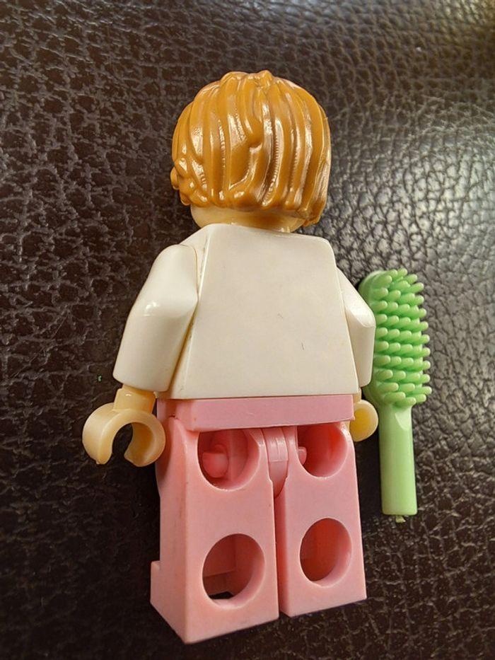 Figurine Lego compatible Danseuse - photo numéro 5