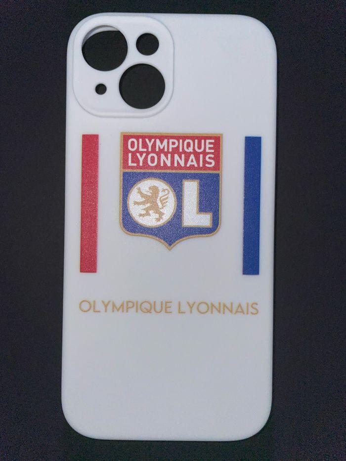 Coque iPhone 15 - Lyon 🔴🔵- 5 coloris disponible - photo numéro 6