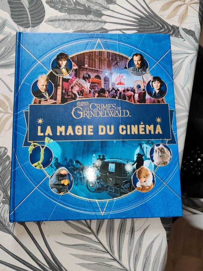 Livres les animaux fantastiques les crimes de grindelwald la magie du cinéma - photo numéro 1