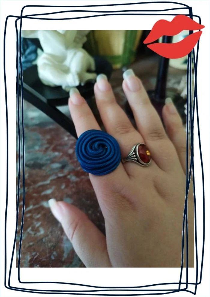 Bague tressée forme de rose bleu 15,3 mm - photo numéro 9