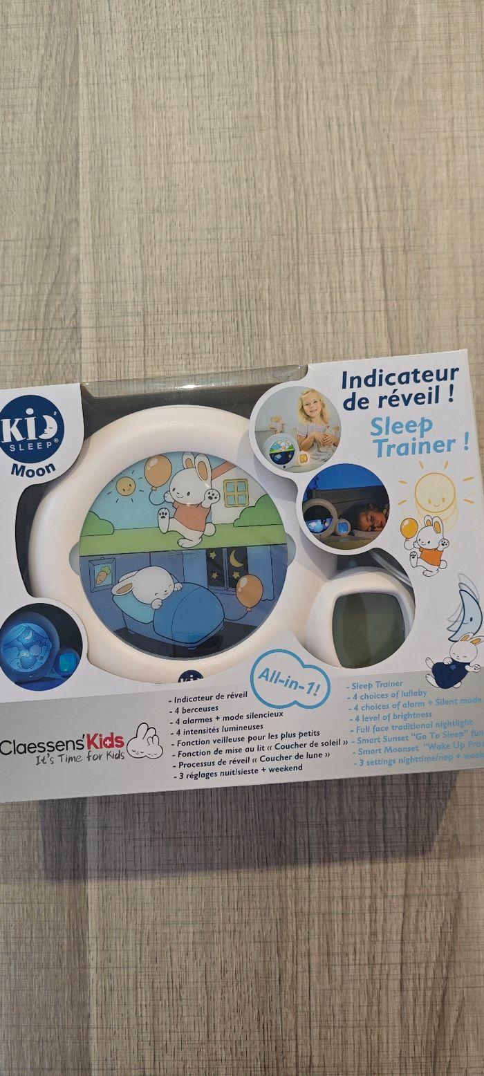 Indicateur de réveil Kid sleep moon Pabobo - photo numéro 1