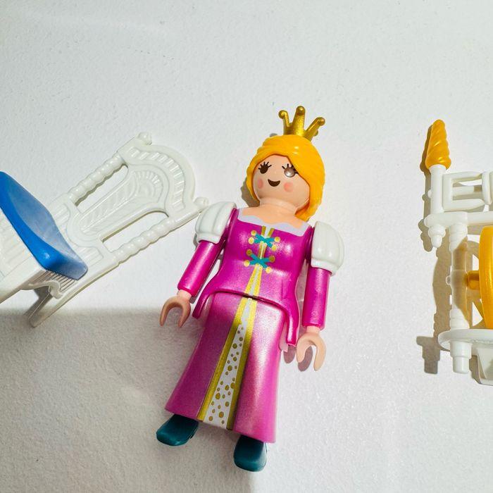 Playmobil Special Plus n.4790 - Princesse/ Reine avec rouet - photo numéro 4