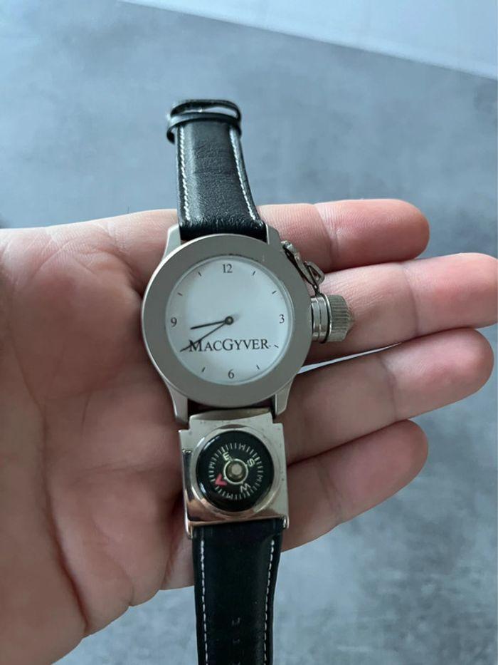 RARE Montre MacGyver - photo numéro 1