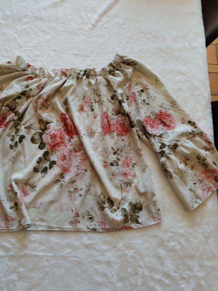 Maillot Imprimé fleurs, motifs fleuri  manche évasé maillot dos nu marque shein taille 44 xl - photo numéro 4