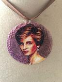 Pendentif lady di