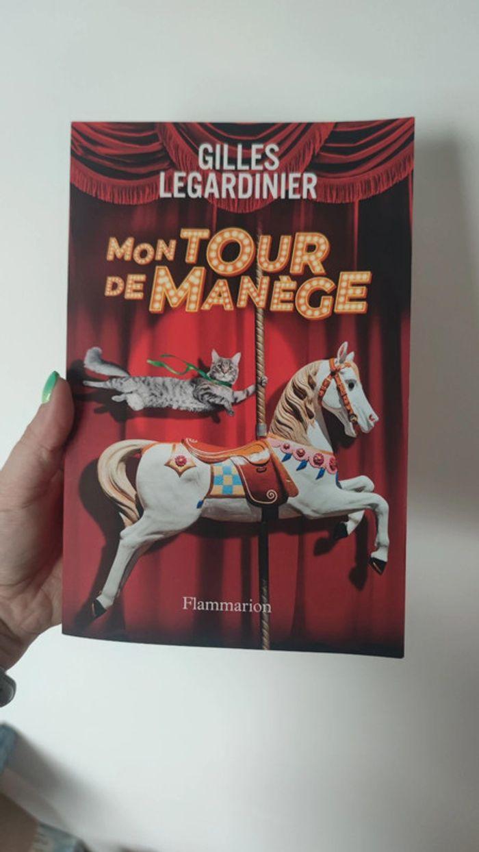 Livre #2 - photo numéro 1