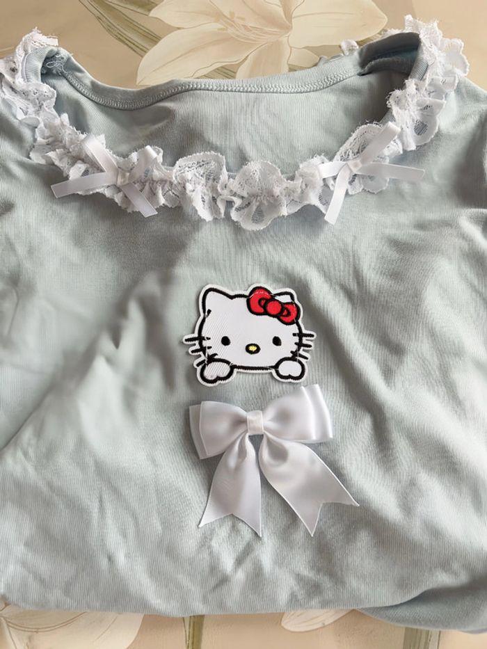 Pull style Sanrio Hello Kitty - photo numéro 6