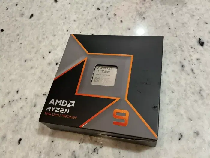 Processeur AMD Ryzen 9 9950X Neuf