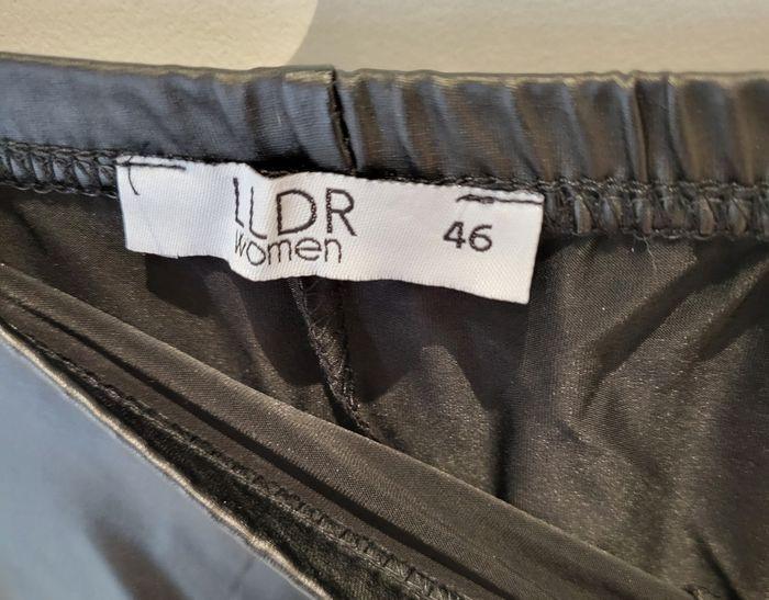 Pantalon femme noir en 46 de LLDR - photo numéro 2