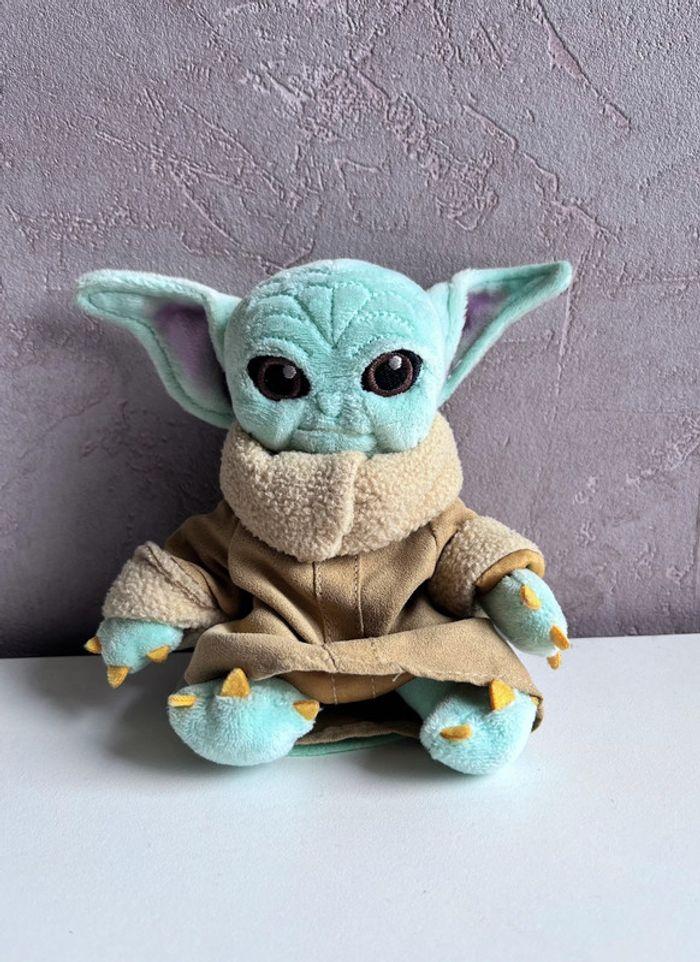 Peluche aimantée Grogu Mandalorian - photo numéro 2