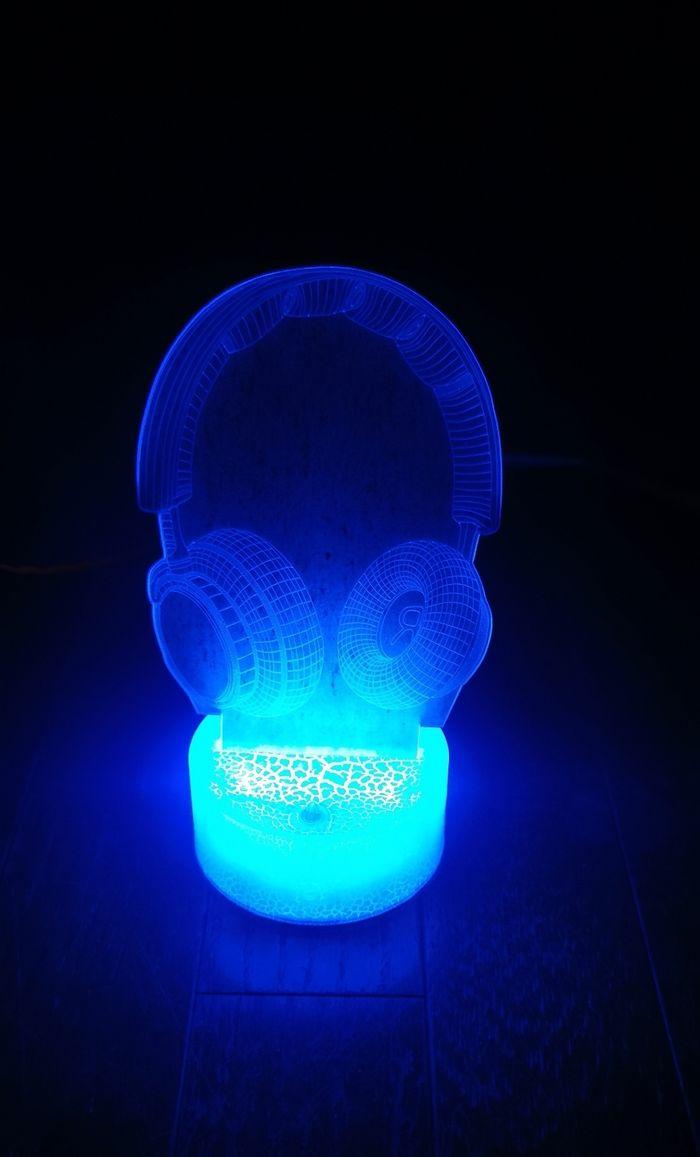 Lampe veilleuse 3d casque multicolore - photo numéro 8