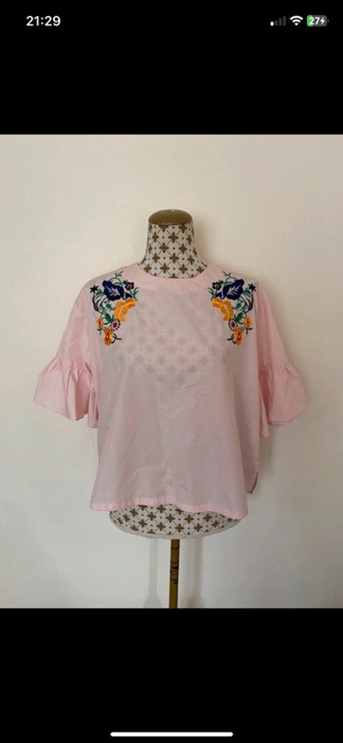 Blouse rose broderies fleurs - photo numéro 2