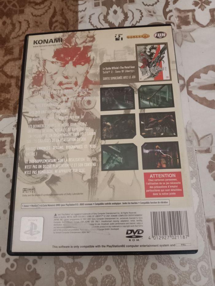 Jeu PlayStation 2 métal Gear solid 2 - photo numéro 2