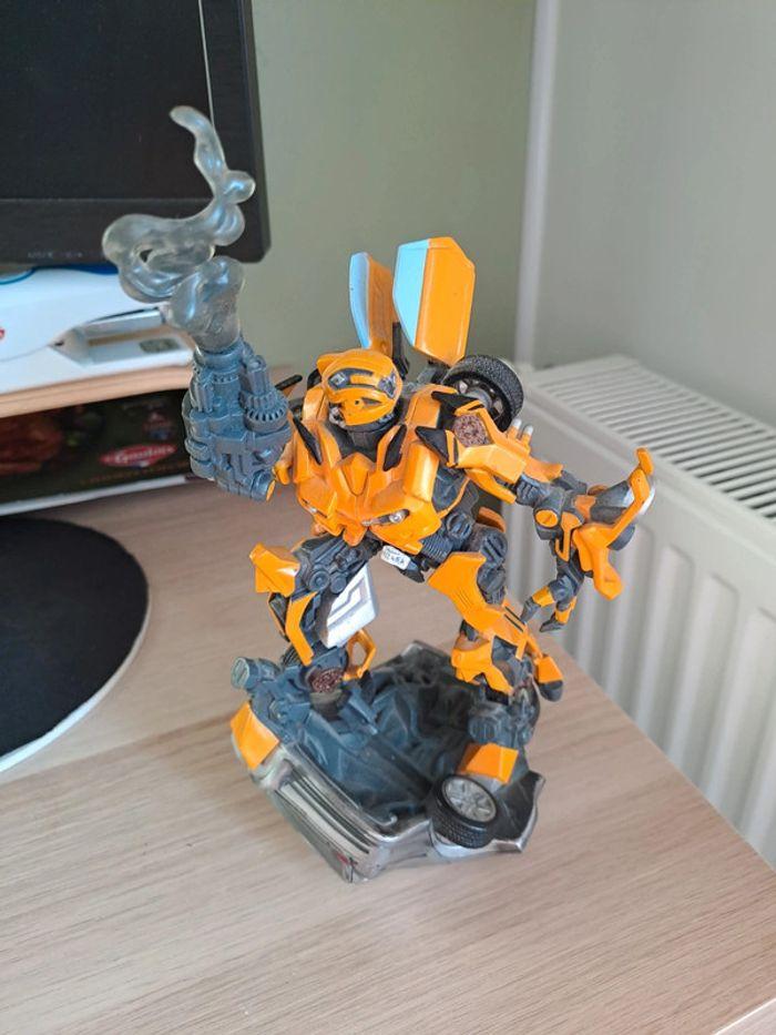 Figurine Transformer bumblebee hasbro 2006 - photo numéro 7