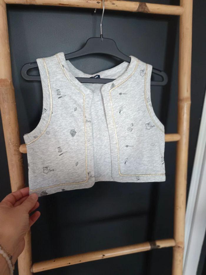 🌸 gilet sans manche fille taille 6 ans 🌸 - photo numéro 1