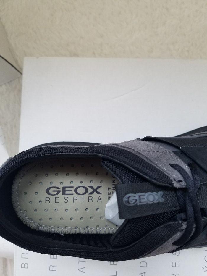 Baskets homme Geox t 39 en cuir nubuck Neuf - photo numéro 3