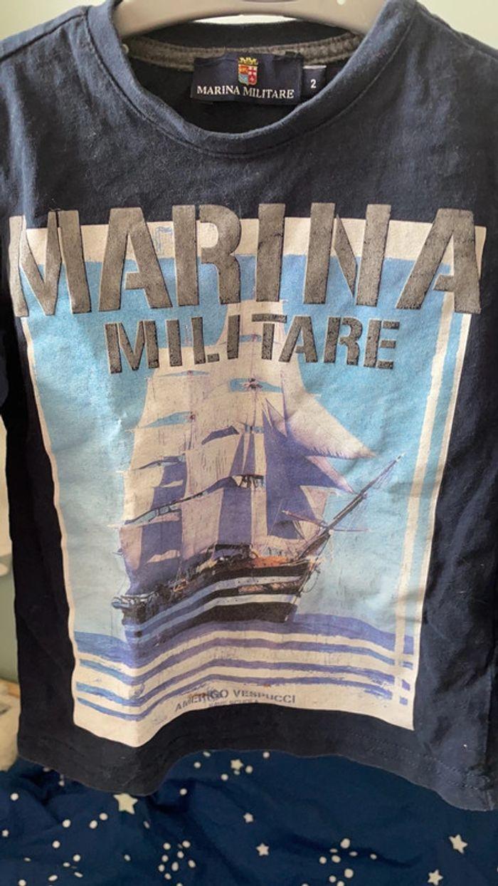 T-shirt Marina Militare taille 2 ans - photo numéro 1