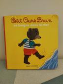 Livre petit ours brun