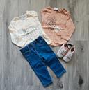 Lot jeans, pulls fins, chaussures - Disney baby/Kiabi - Taille 9 mois